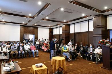 चन्द्रागिरिमा ओलीको अर्को कविता 